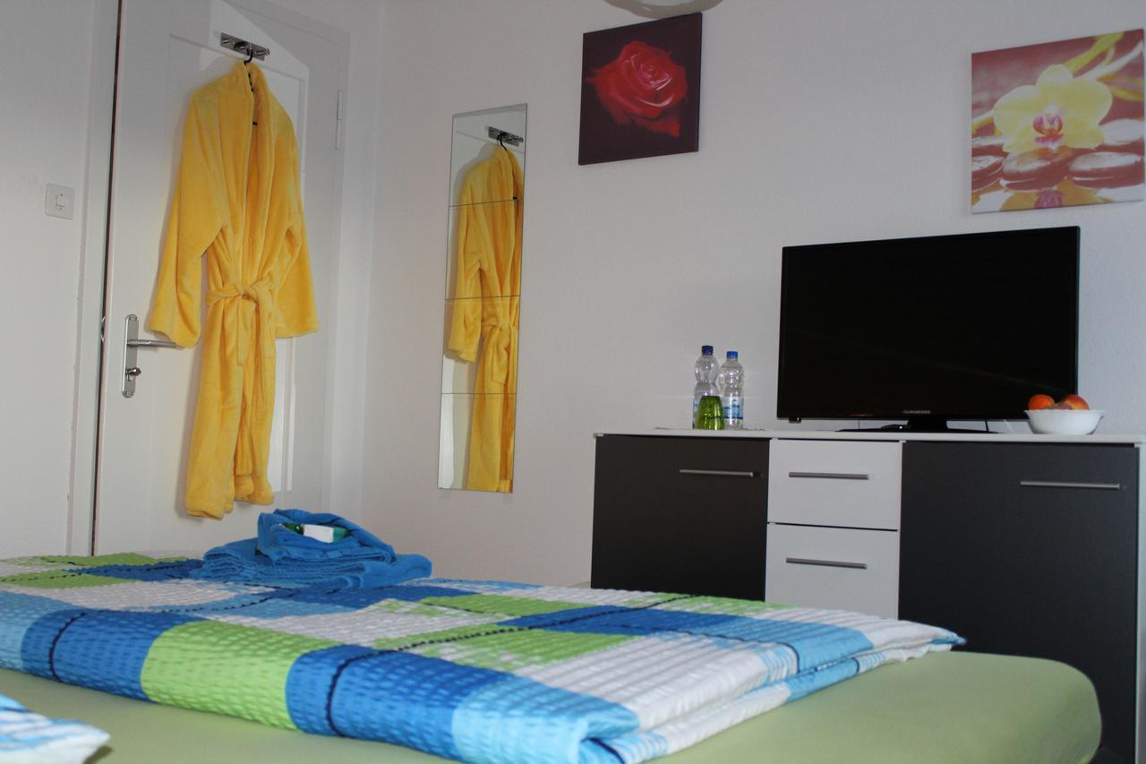 Schlicht & Einfach Traumhaft Bed & Breakfast Unterkulm Exterior photo